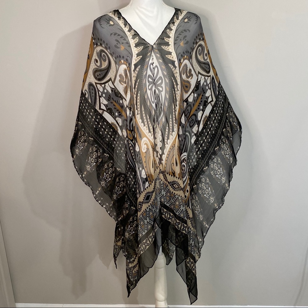 NWT   Cruise Club Beach Pool Cover Up